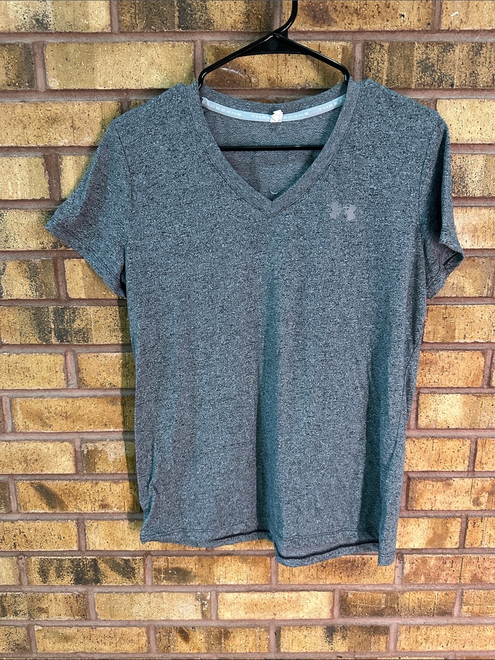 Under Armour Women's Heather Gray V-Neck Active Tee